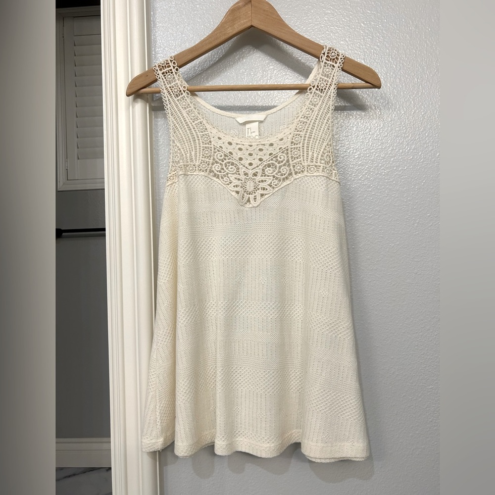 H&M Women's Embroidered Cutwork Tank Top